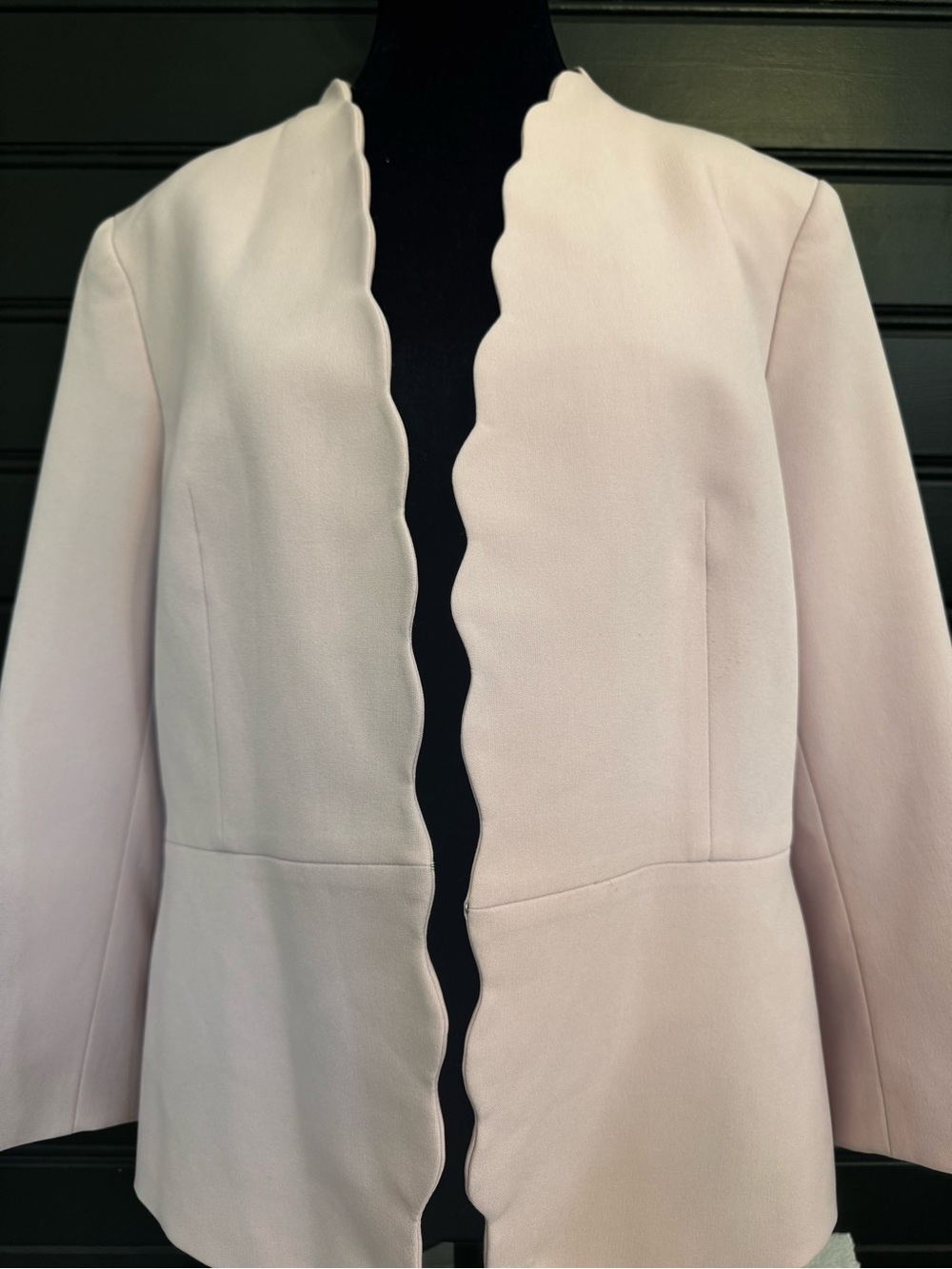 Kasper Scalloped Edge Light Pink Women's Jacket